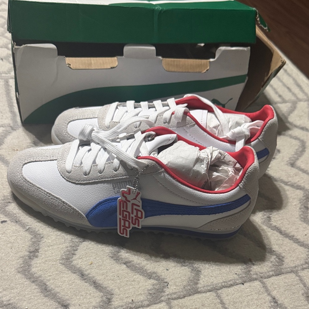 Puma White and Blue Athletic Shoes